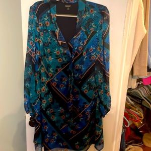 Kensie Long sleeve pullover dress